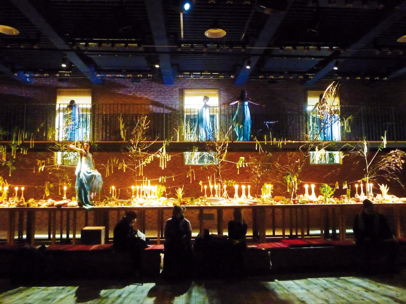 foyer basso allestito per un ricevimento