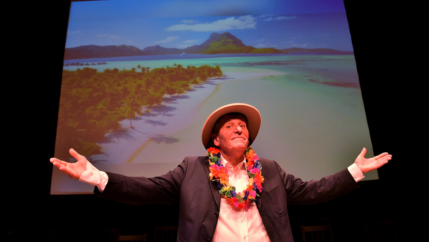 Uomo solo in fila, con Maurizio Micheli