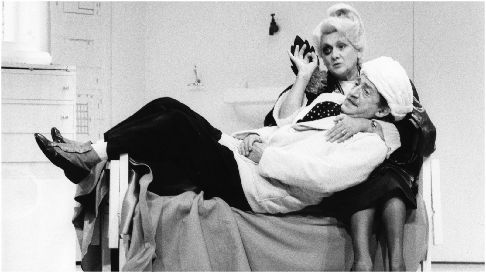 1986, L'albergo del libero scambio