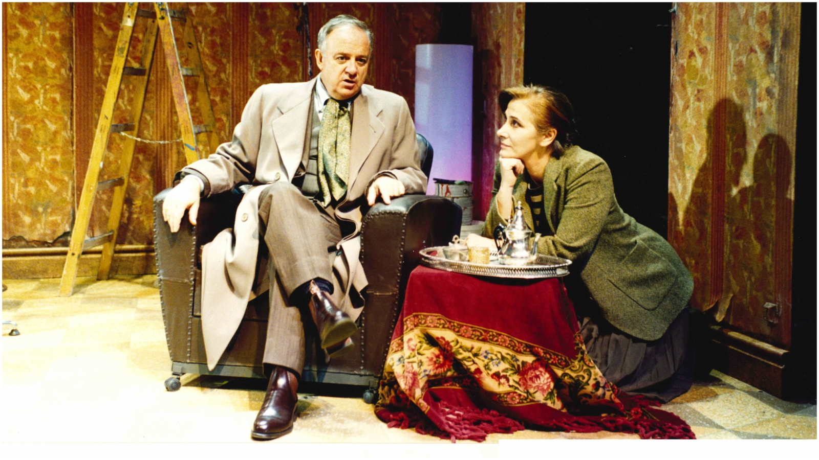 2001, La terza moglie di Mayer